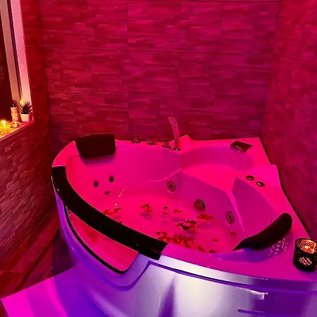 Coco Suites *